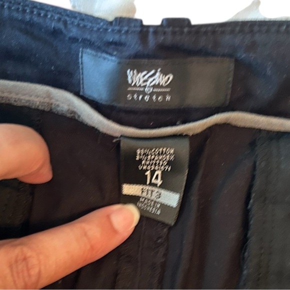 Mossimo Supply Co. Charcoal Women's Bermudas - Picture 4 of 4